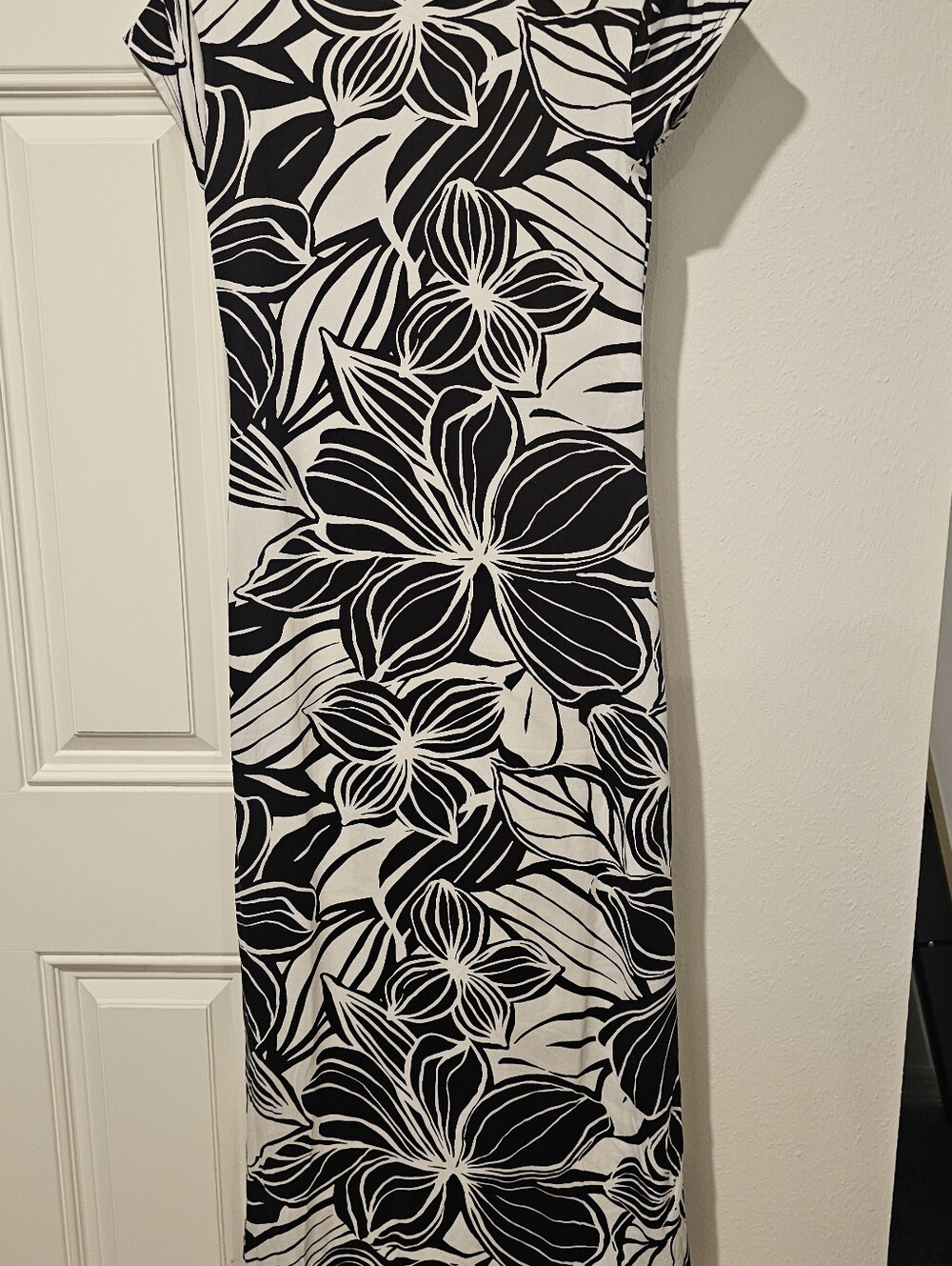 Love Black and White Floral Maxi Dress